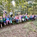 3de kleuter Zillebeke naar het bos