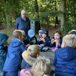 3de kleuter Zillebeke naar het bos