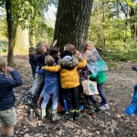 3de kleuter Zillebeke naar het bos