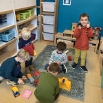 Klasdoorbrekend spelen in de kleuterklas.