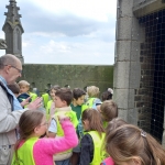 3E beklimt de toren van de Kathedraal 